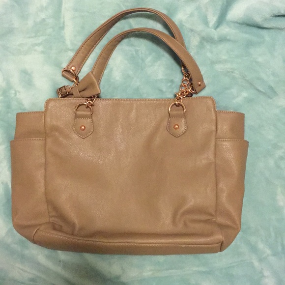 Tan/Blush Betsey Johnson shoulder purse - Picture 2 of 6